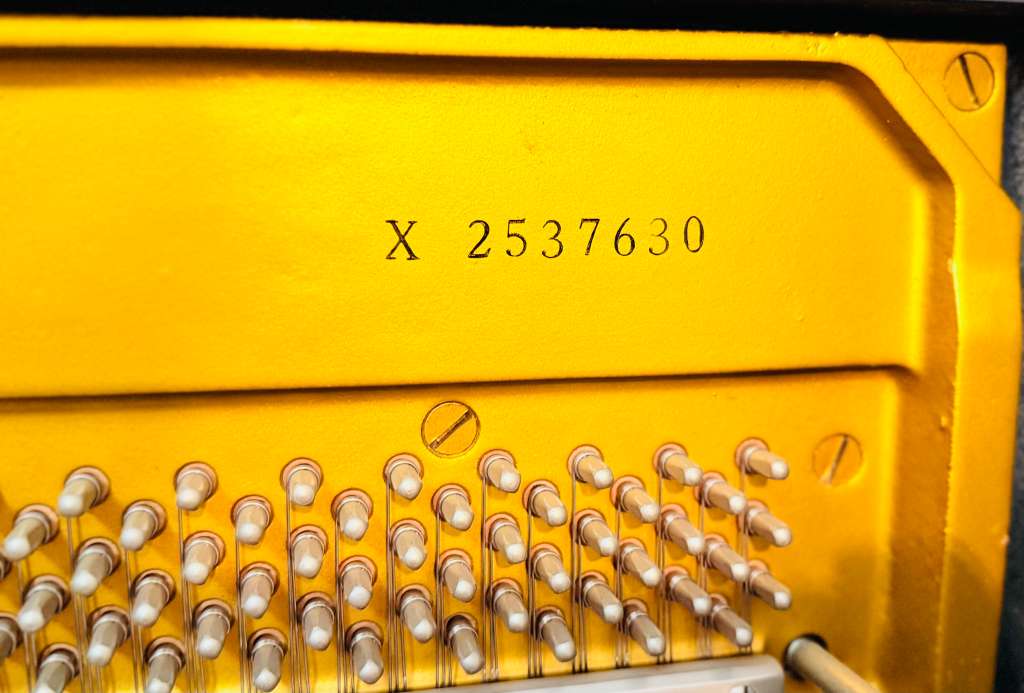 Yamaha Modell X Konzert Klavier