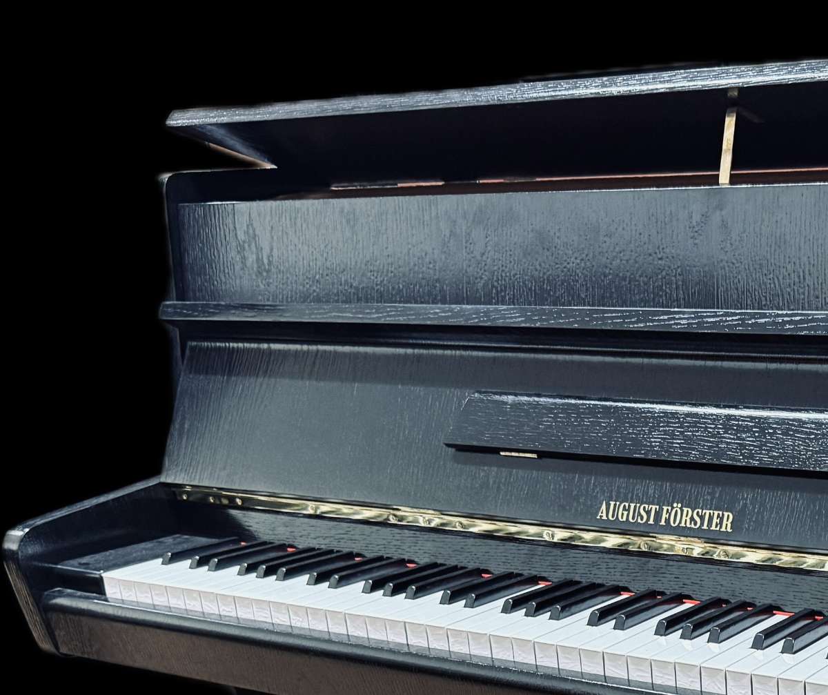August Förster Klavier