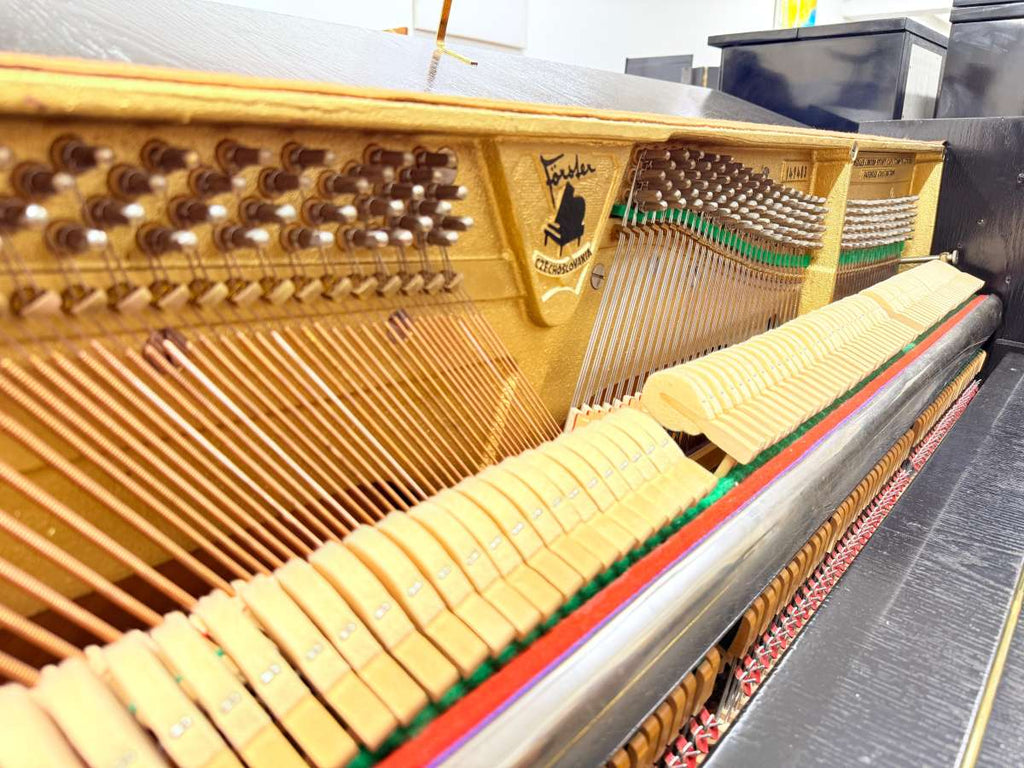 August Förster Klavier