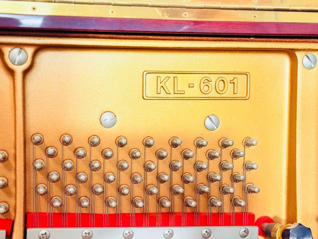 Kawai KL-601 Klavier
