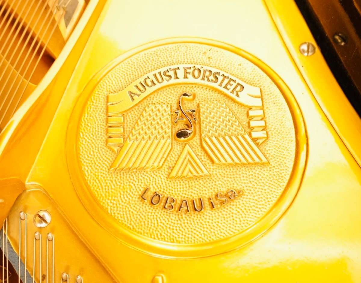 August Förster 160cm Flügel