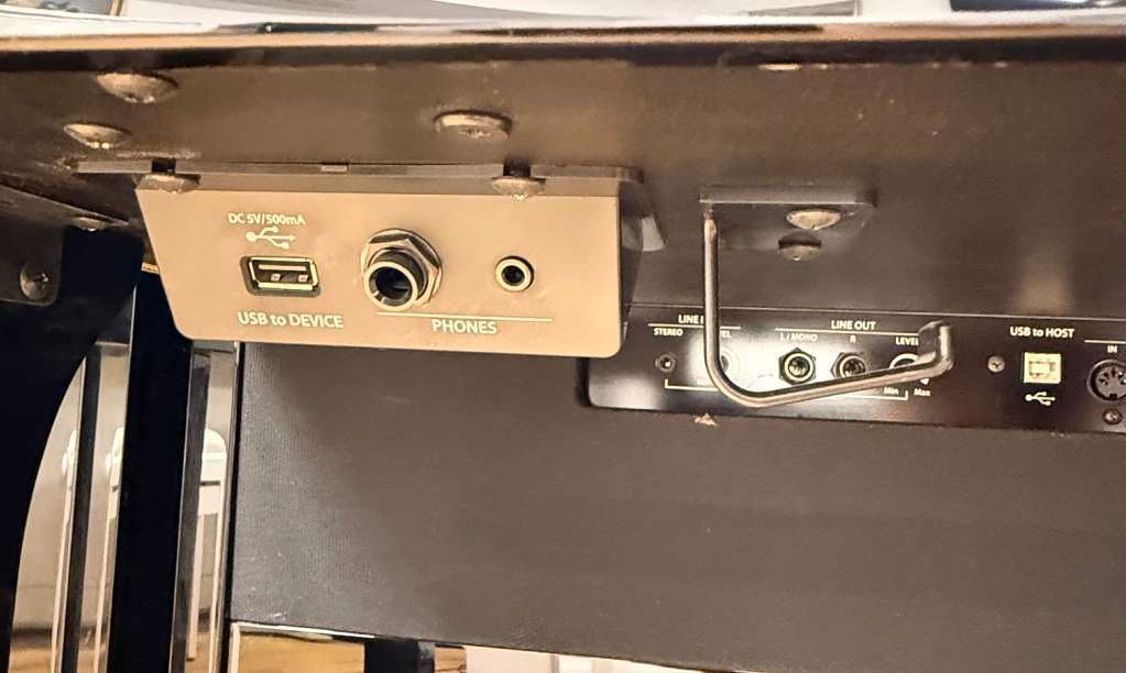 Kawai CS11 Digital Piano