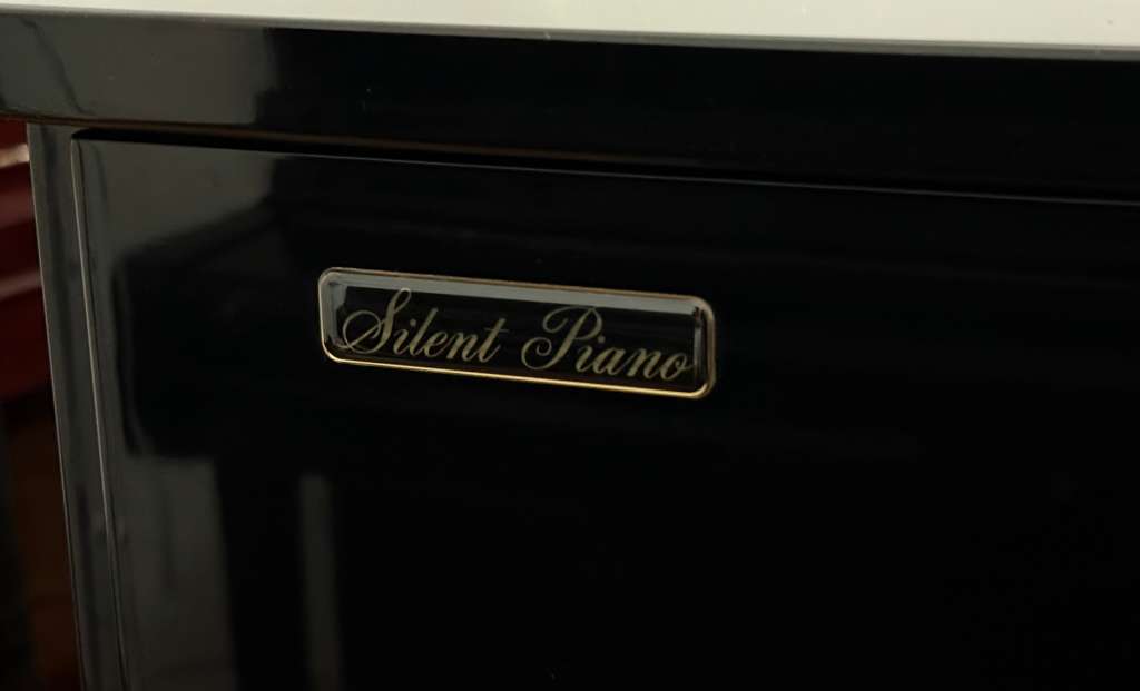 Kawai Ku-10 AT Klavier mit silent System