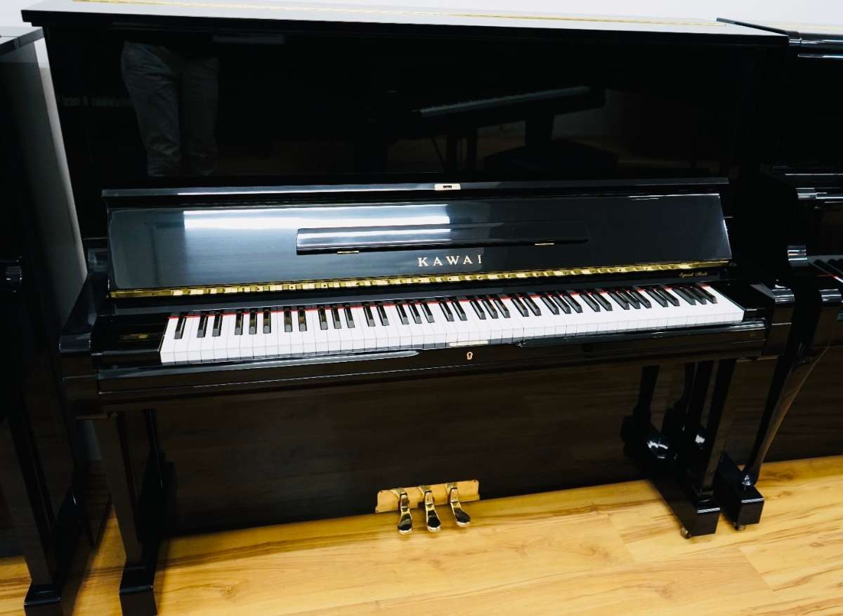Kawai DS70 Klavier