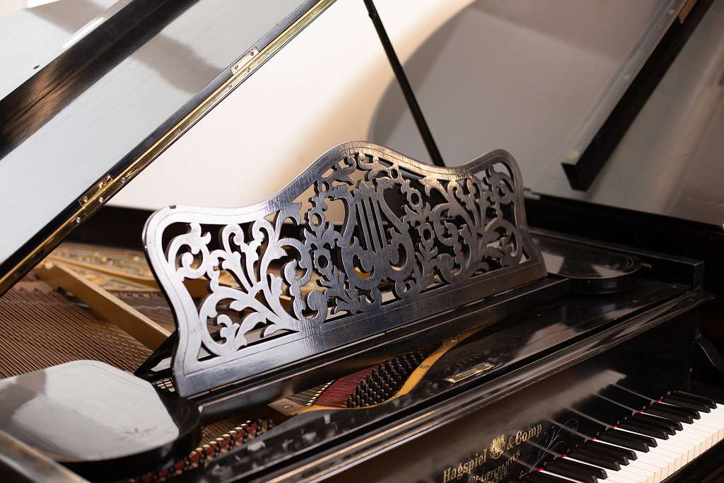 Hagspiel & Comp 180cm Flügel