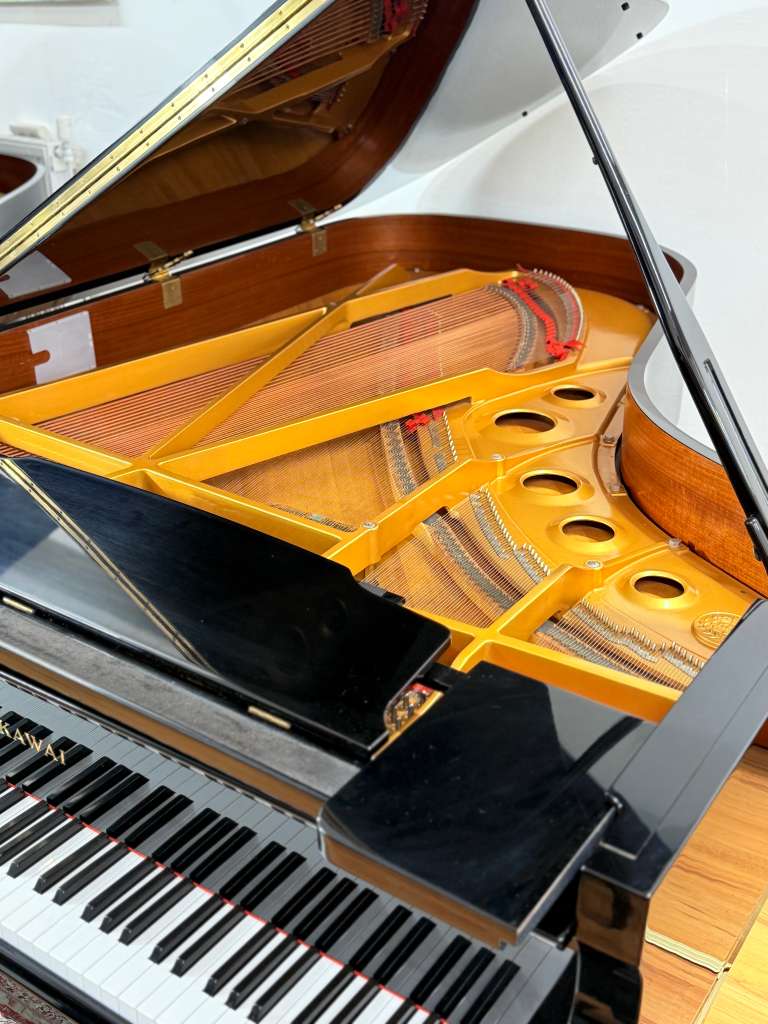 Kawai CA60 206cm Flügel