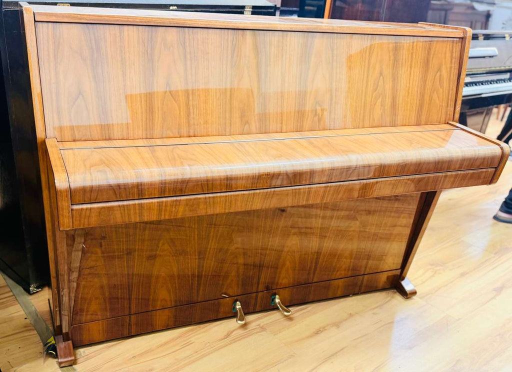 August Förster Klavier