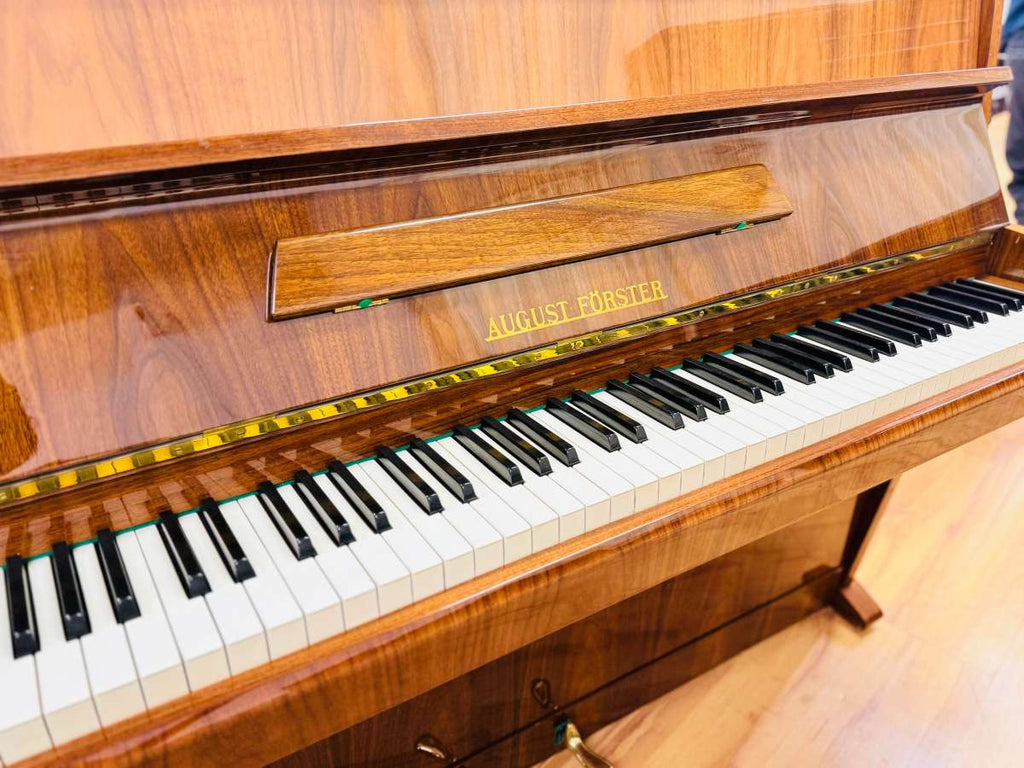 August Förster Klavier