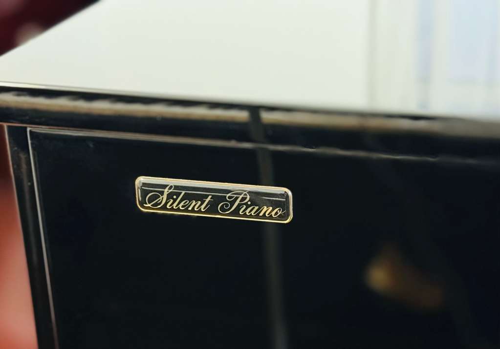 Yamaha U5AS Klavier mit silent System