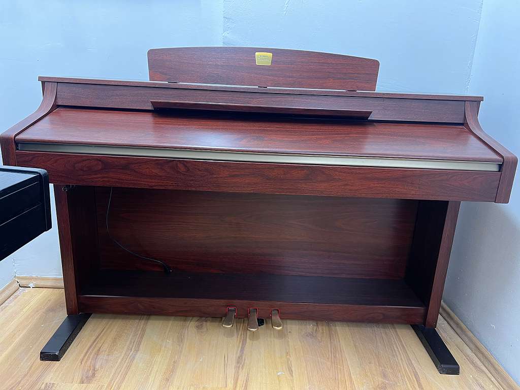 Yamaha Clavinova E-Piano