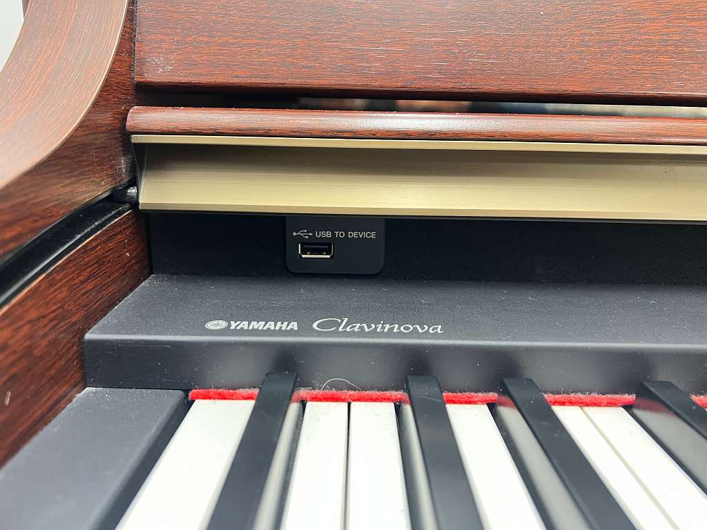 Yamaha Clavinova E-Piano