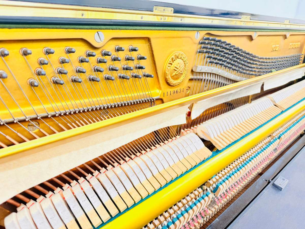 Yamaha U2 Klavier mit Automatik Humidifier