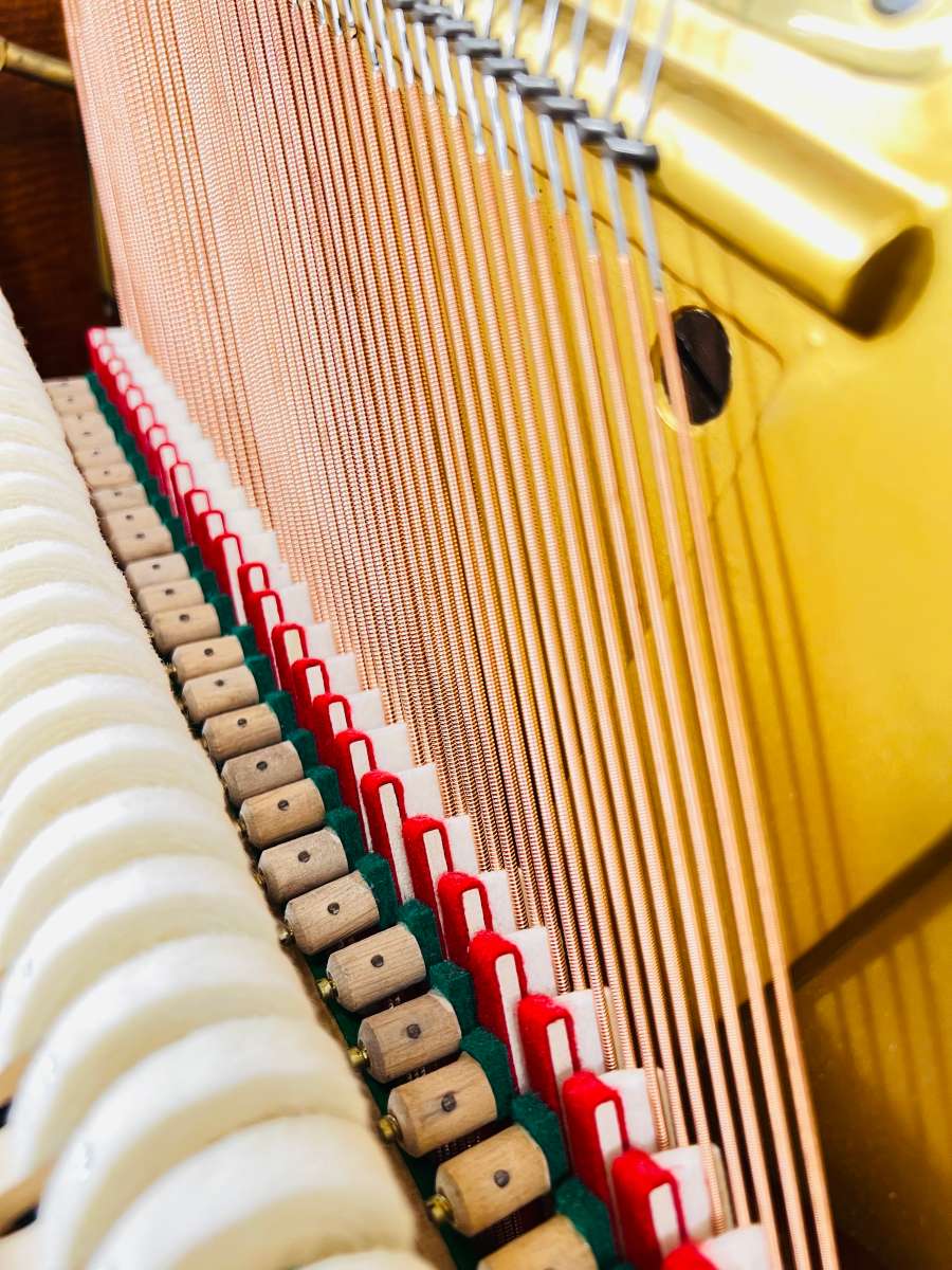 Blüthner Klavier Handgefertigt in Deutschland