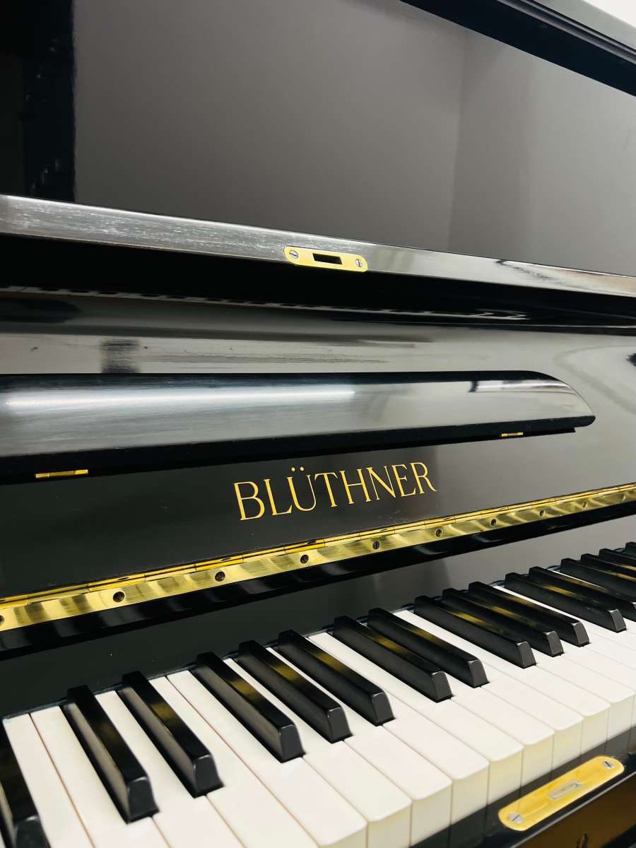 Blüthner Klavier Handgefertigt in Deutschland