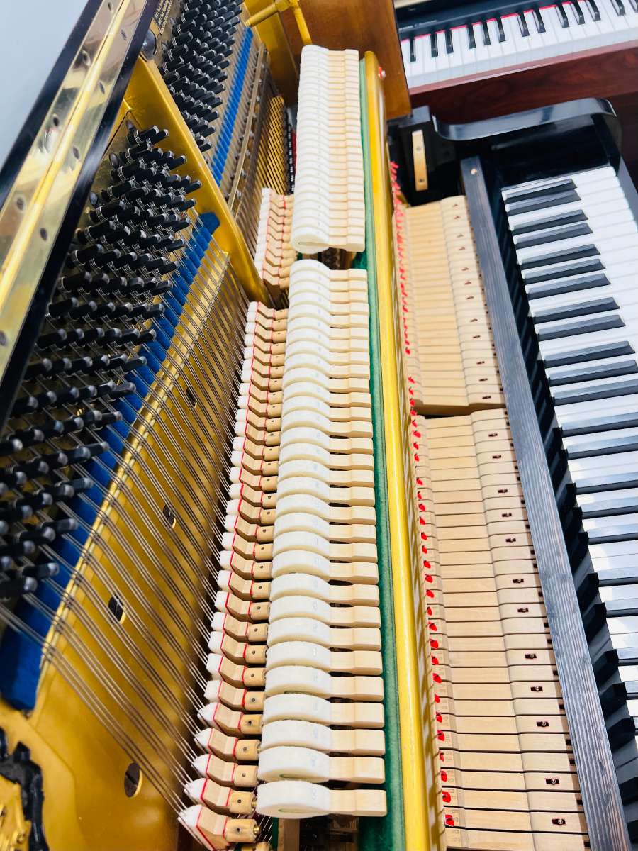 Blüthner Klavier Handgefertigt in Deutschland