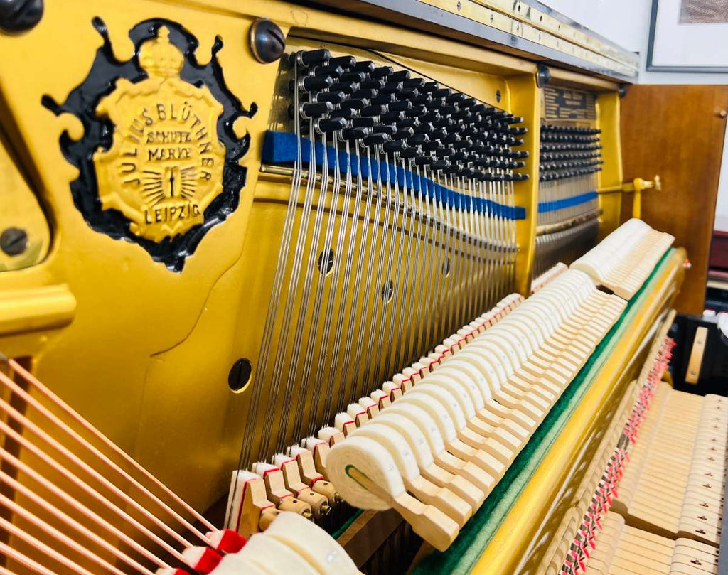 Blüthner Klavier Handgefertigt in Deutschland