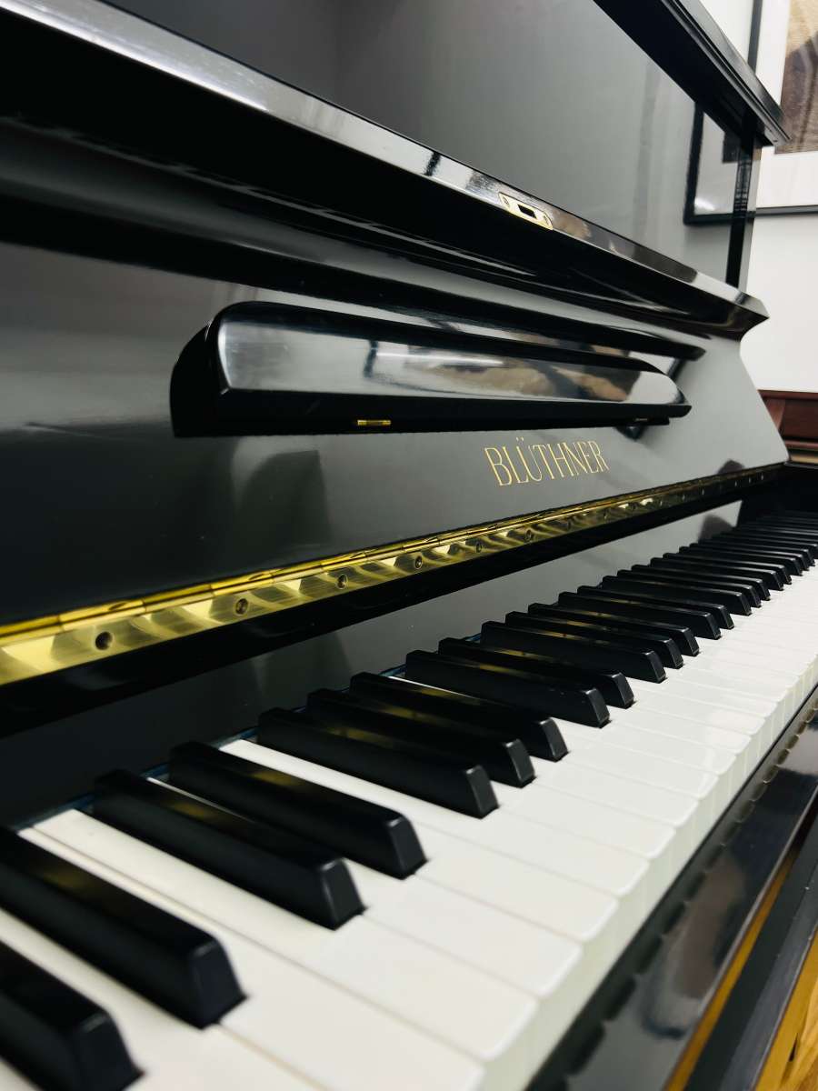 Blüthner Klavier Handgefertigt in Deutschland
