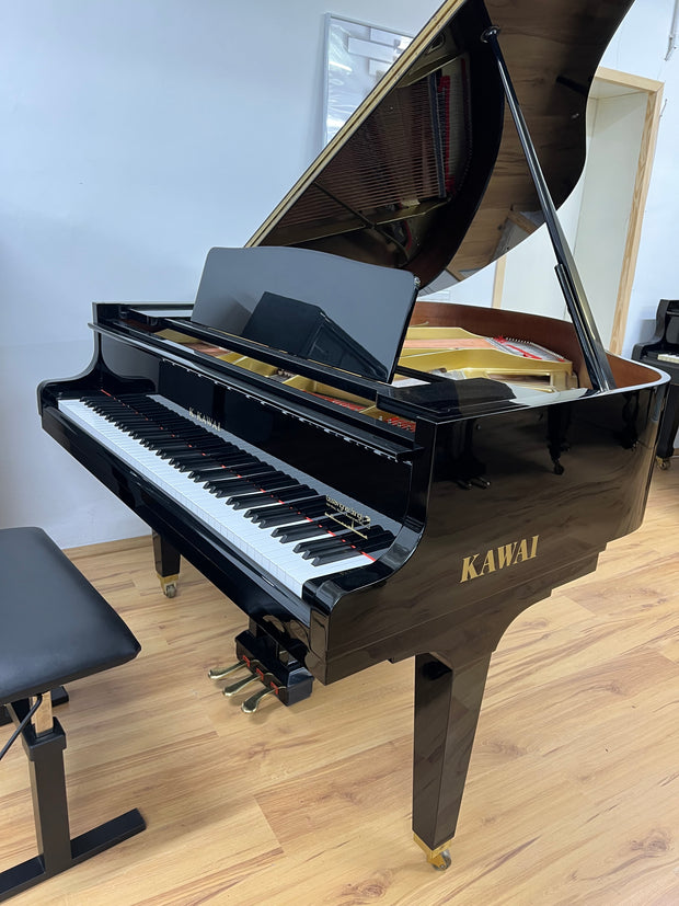 Kawai KF-1 Flügel